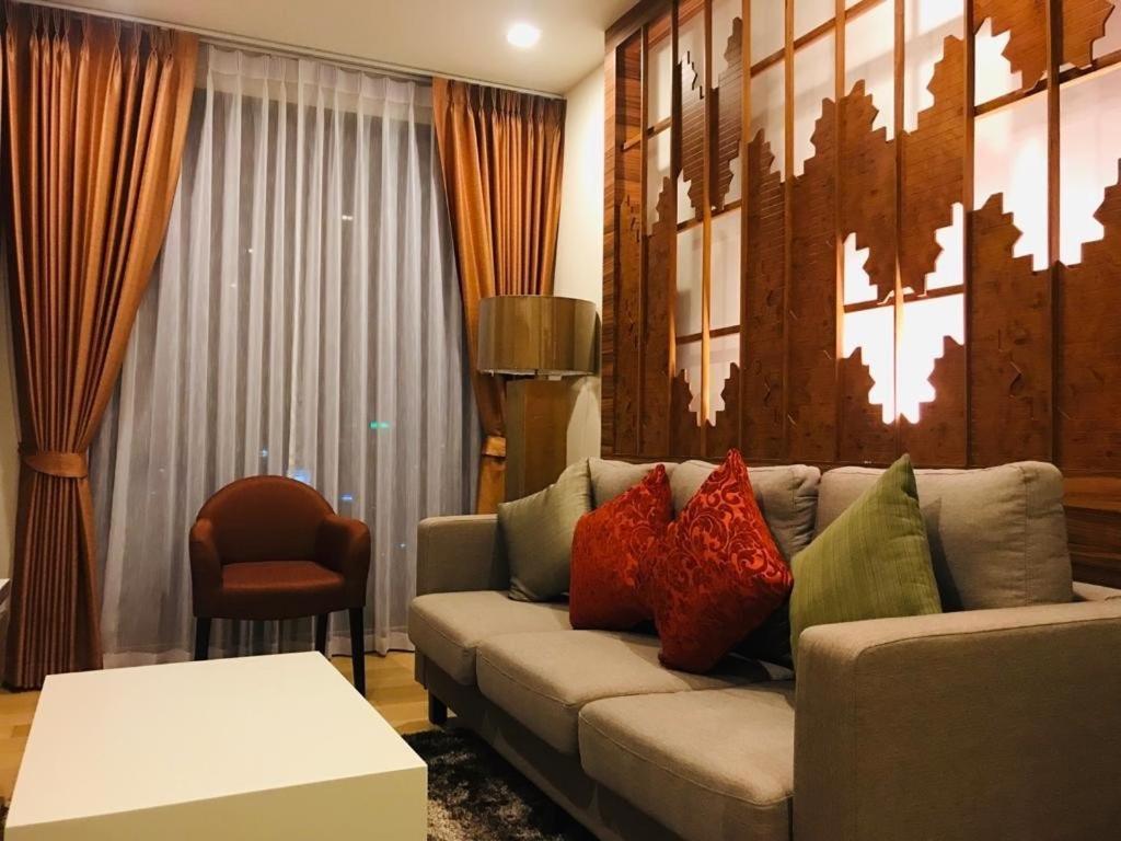 The Astra Suites Чиангмай Екстериор снимка