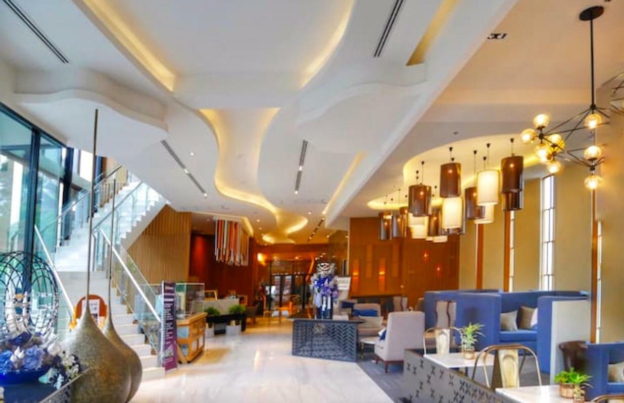 The Astra Suites Чиангмай Екстериор снимка