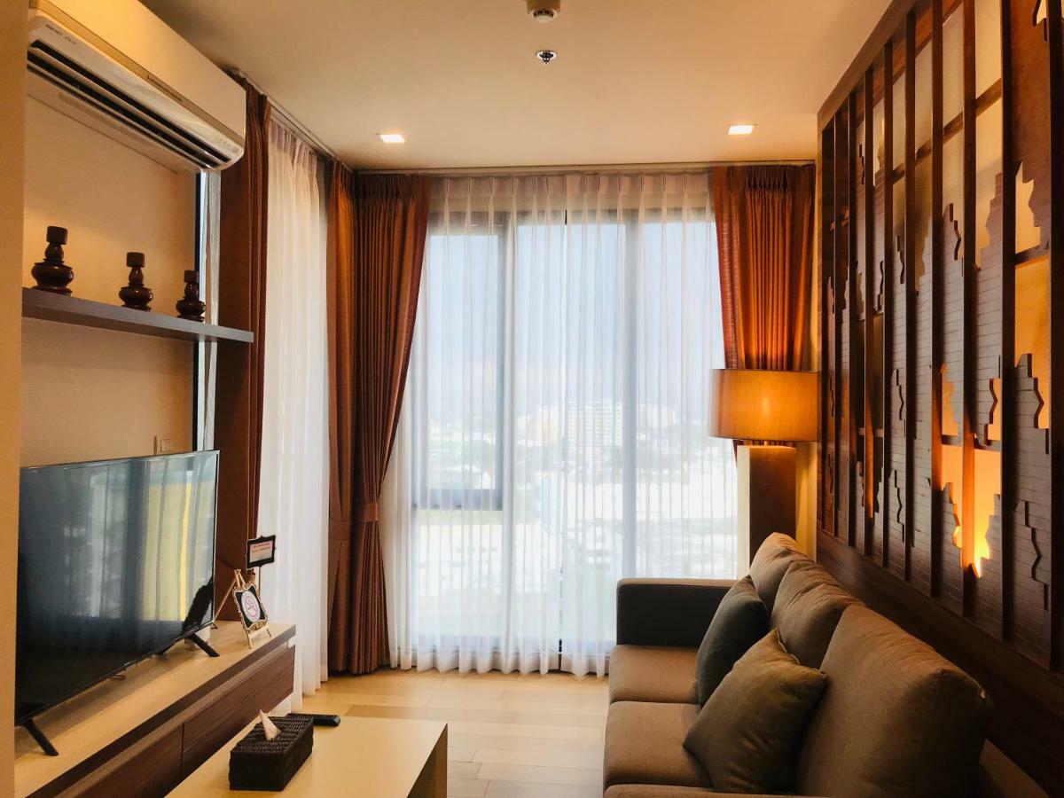 The Astra Suites Чиангмай Екстериор снимка